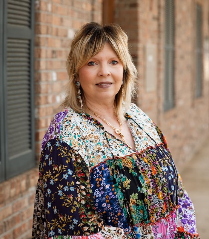 Jennifer Minor